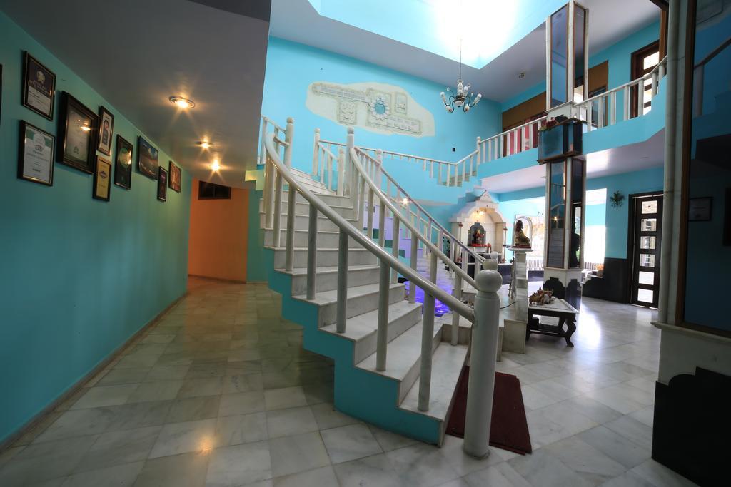 Hotel Maganji'S Mount Âbû Extérieur photo